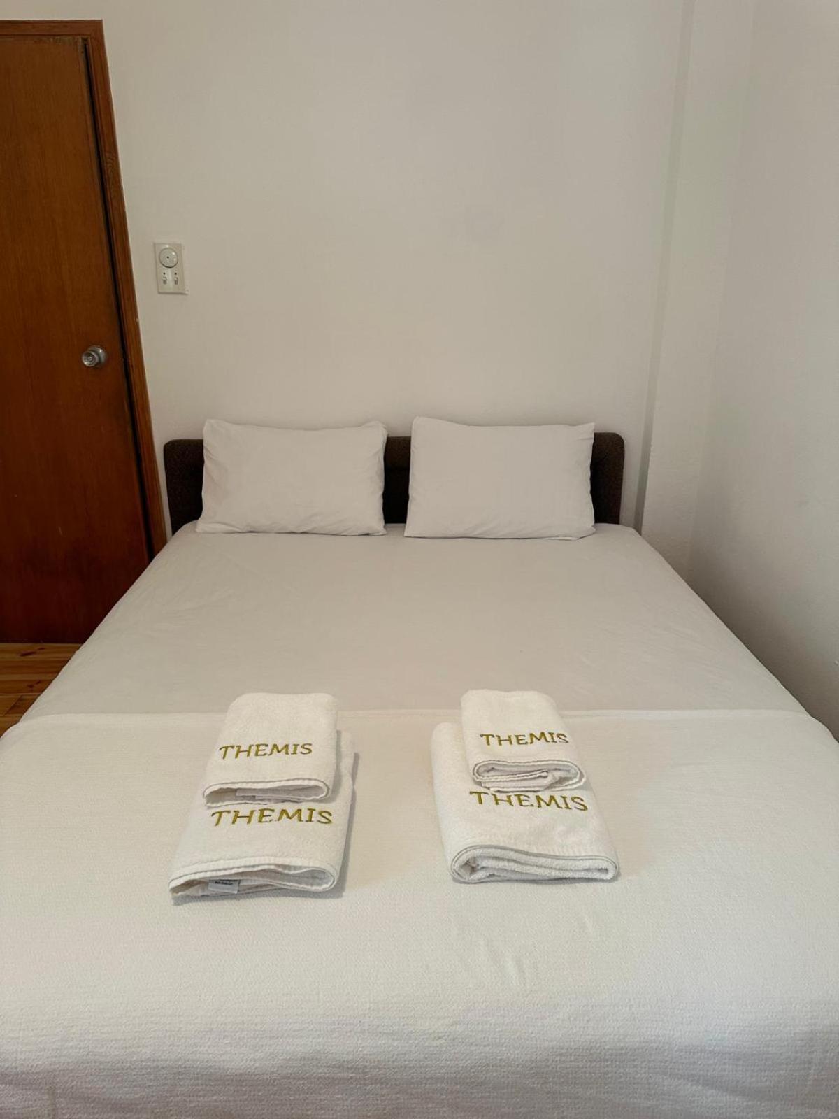 Themis Apart Hotel Котор Экстерьер фото
