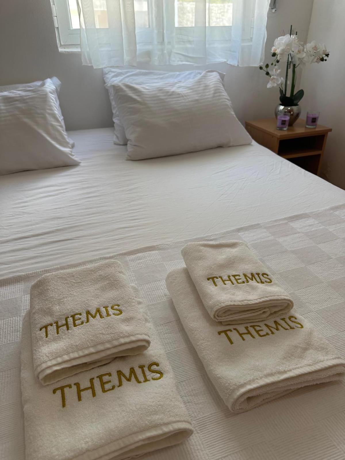 Themis Apart Hotel Котор Экстерьер фото