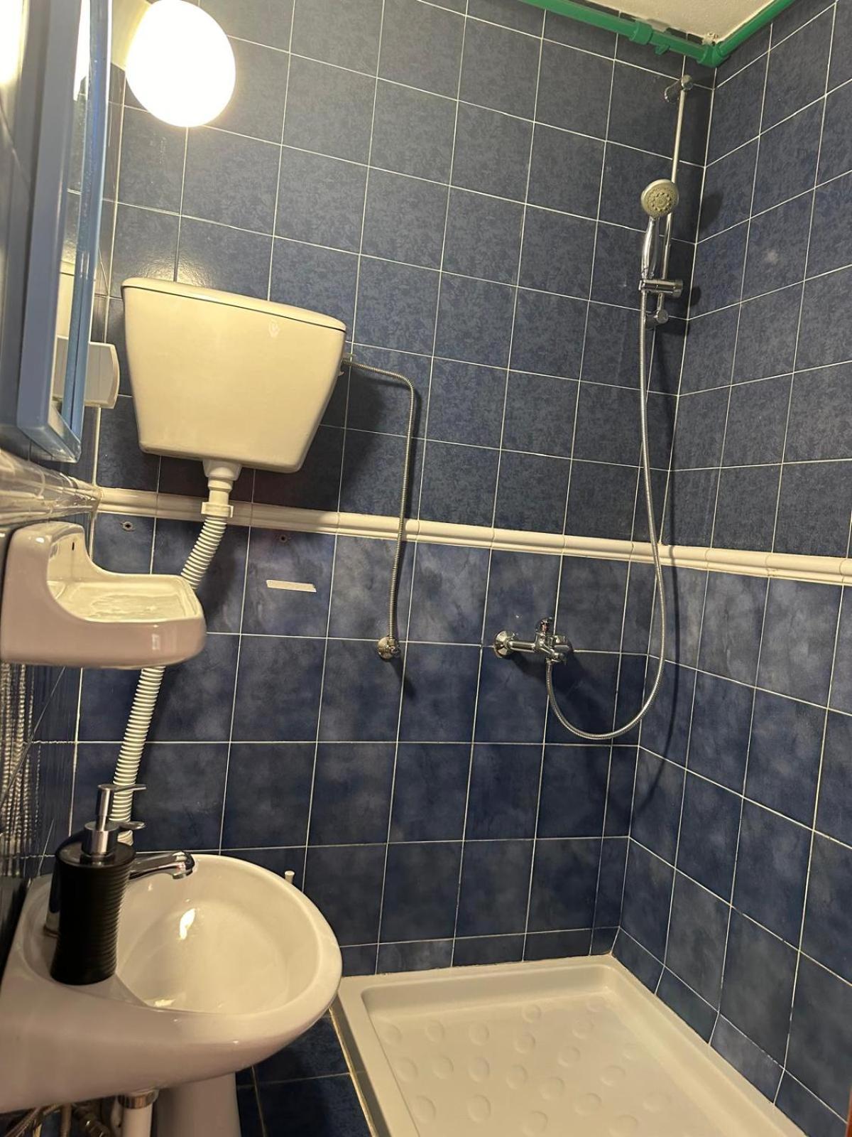 Themis Apart Hotel Котор Экстерьер фото