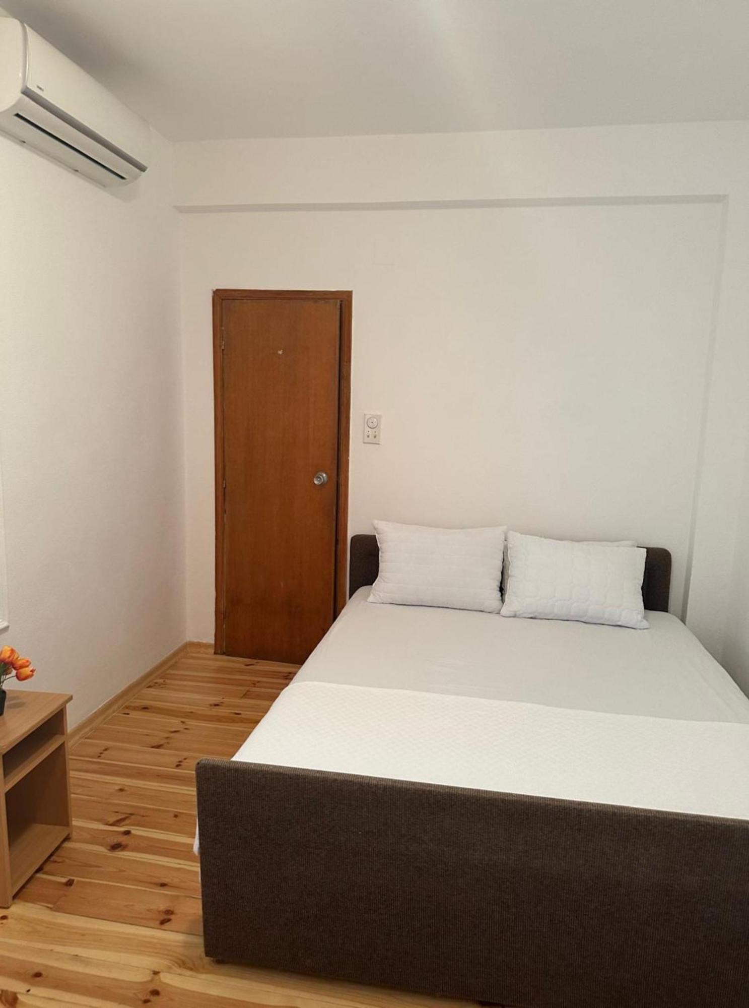 Themis Apart Hotel Котор Экстерьер фото