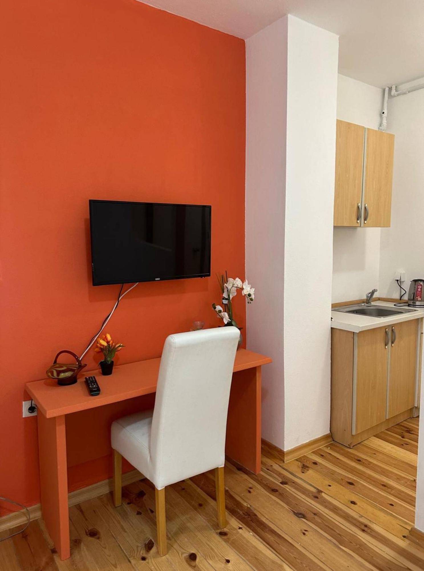 Themis Apart Hotel Котор Экстерьер фото